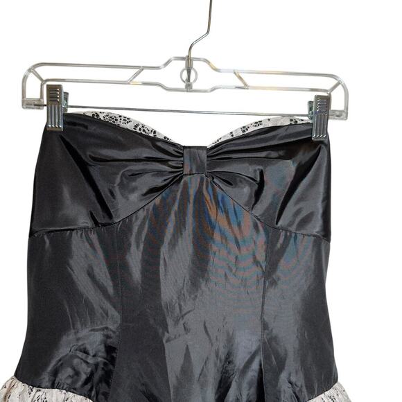 Vintage Betsey Johnson Strapless Lacy‎ Tiered Dress Gothic Lolita Sz 10 - Picture 2 of 8